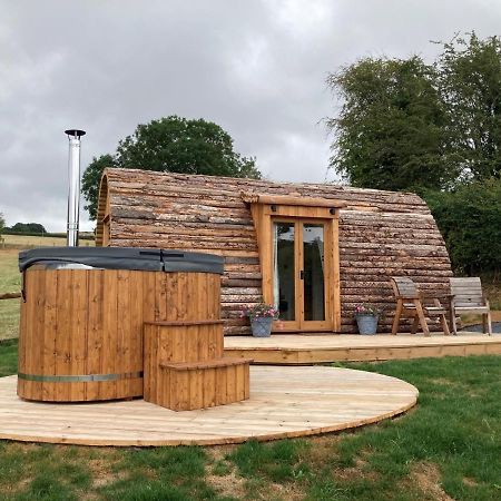 فندق Delor - Bryntalch Glamping Pods مونتغمري المظهر الخارجي الصورة