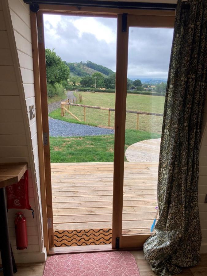 فندق Delor - Bryntalch Glamping Pods مونتغمري المظهر الخارجي الصورة